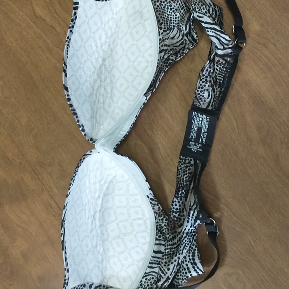 🤩 Bundle 3 For $15 🤩 Victoria's Secret Biofit Bra Size 38c - Picture 5 of 7